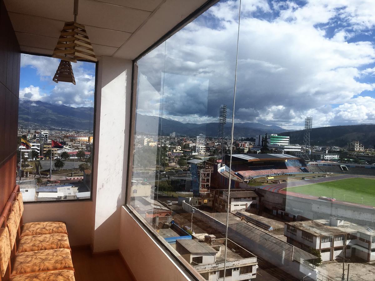 Hotel Zeus Riobamba Eksteriør bilde